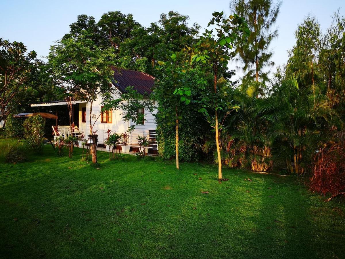 Terrua Main Ten Villa Garden Suan Phueng Εξωτερικό φωτογραφία