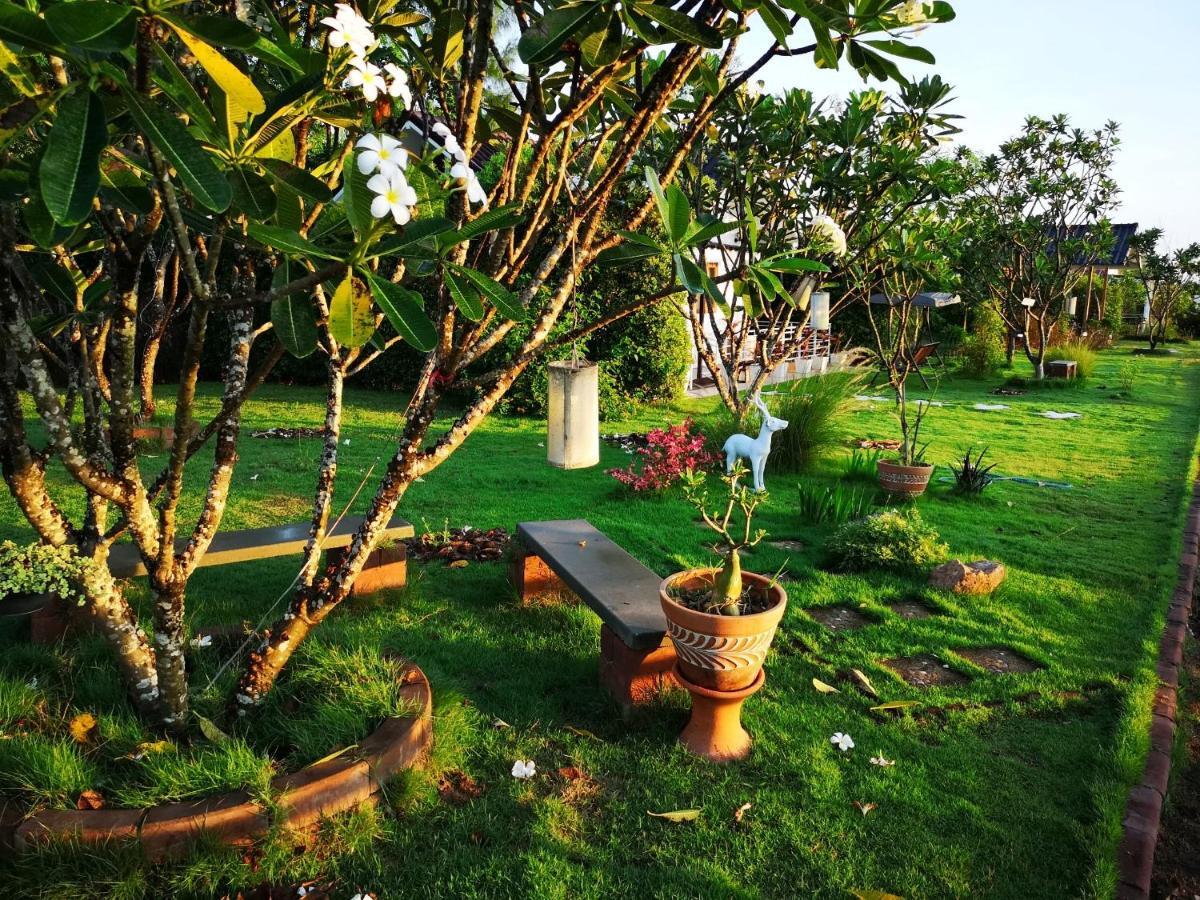 Terrua Main Ten Villa Garden Suan Phueng Εξωτερικό φωτογραφία